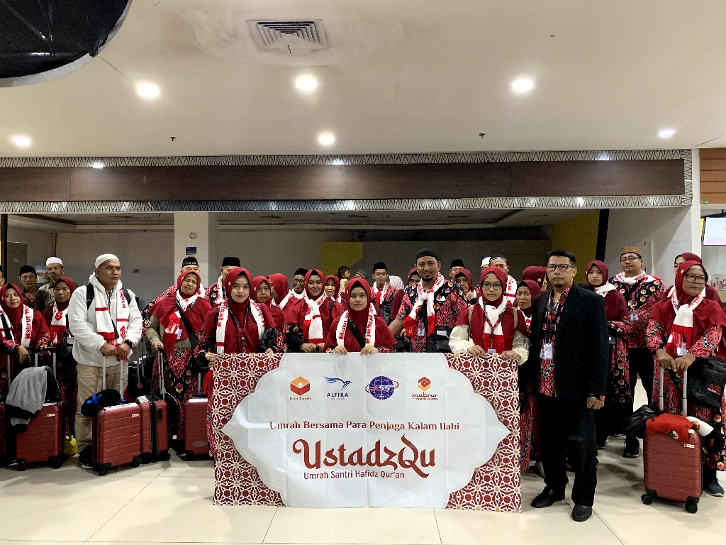 Insan Mandiri Berangkatkan Tiga Hafiz Muda Menunaikan Umrah