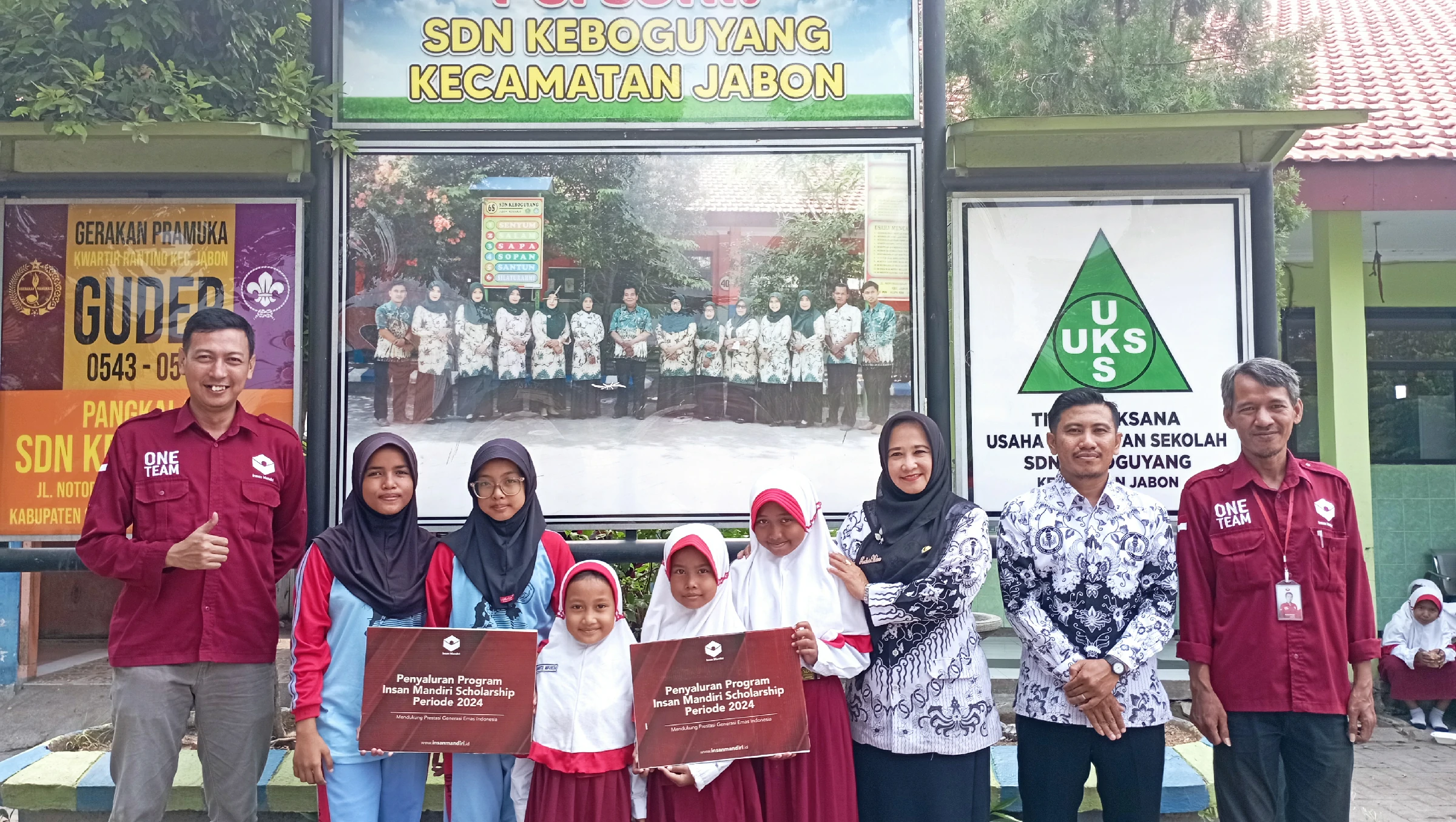 Penyaluran IMAN Scholarship di SDN 1 Keboguyang, Jabon
