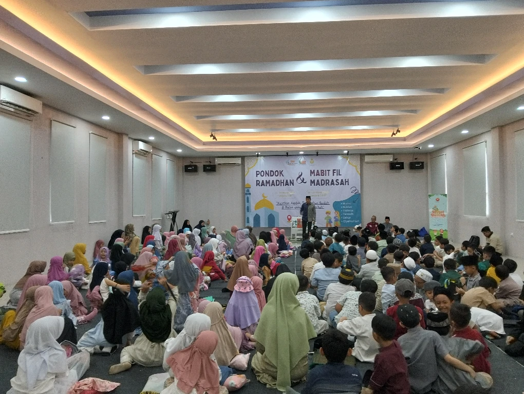 Safari Berkisah di SD IT Nurul Hikmah: Semarak Ramadhan Ceria dengan Dongeng Interaktif