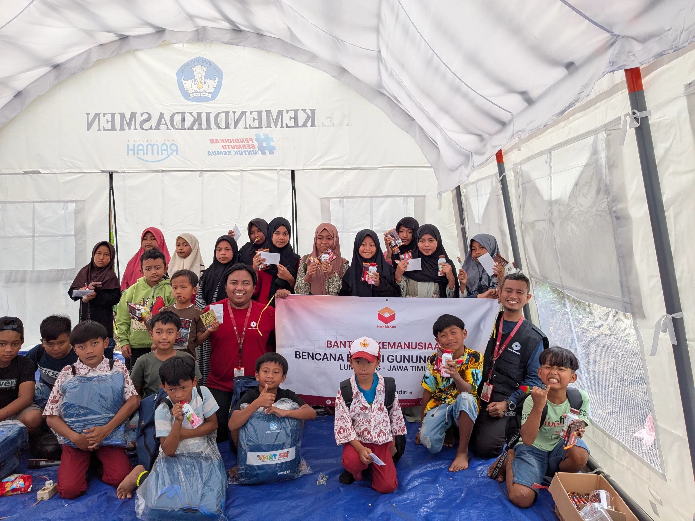 Ekspedisi Kemanusiaan Semeru: Insan Mandiri Bergerak untuk Warga Terdampak Erupsi