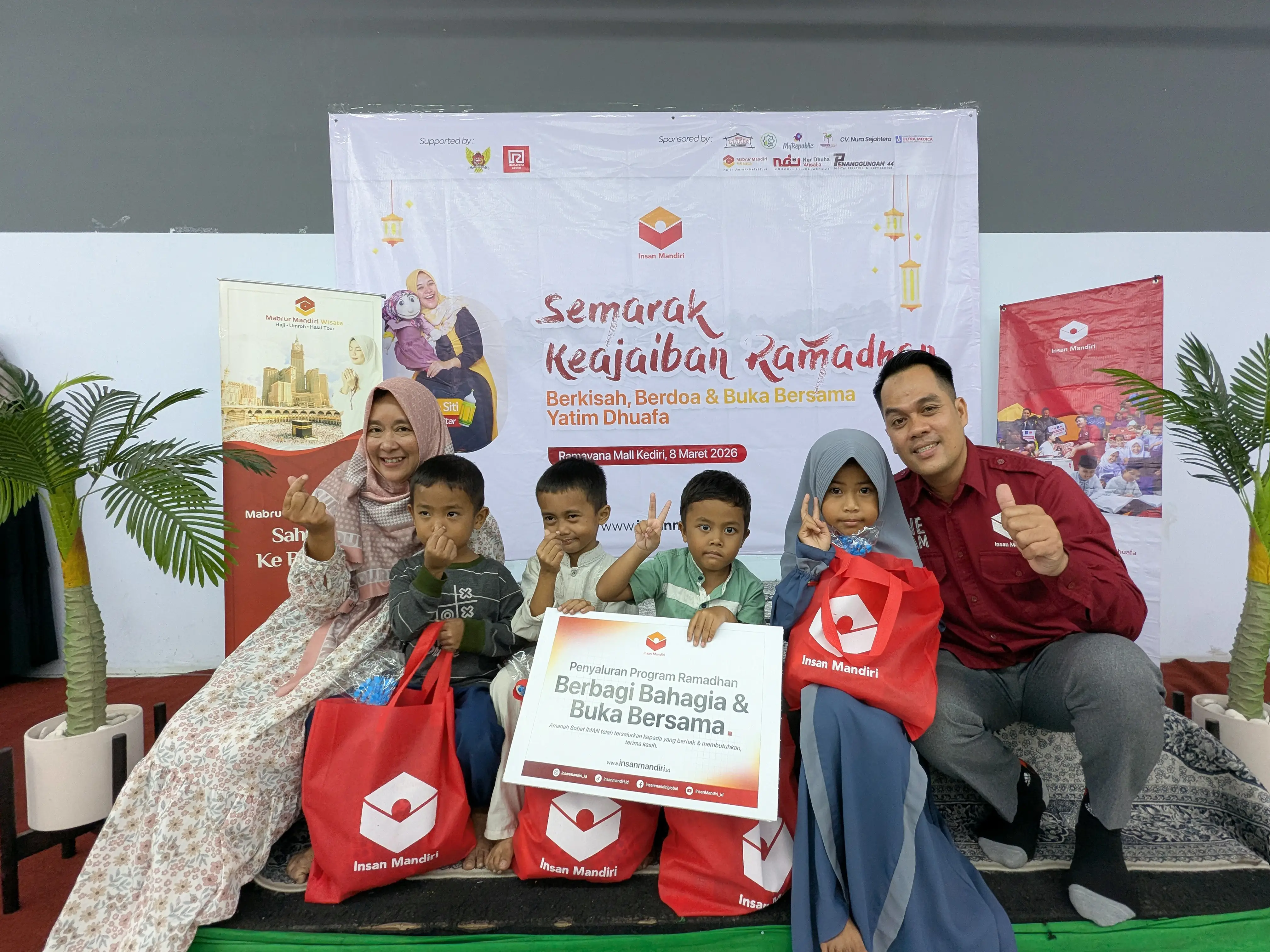 Semarak Keajaiban Ramadhan: Insan Mandiri Ajak Yatim Dhuafa Berkisah, Berdoa, dan Berbuka Bersama di Kediri