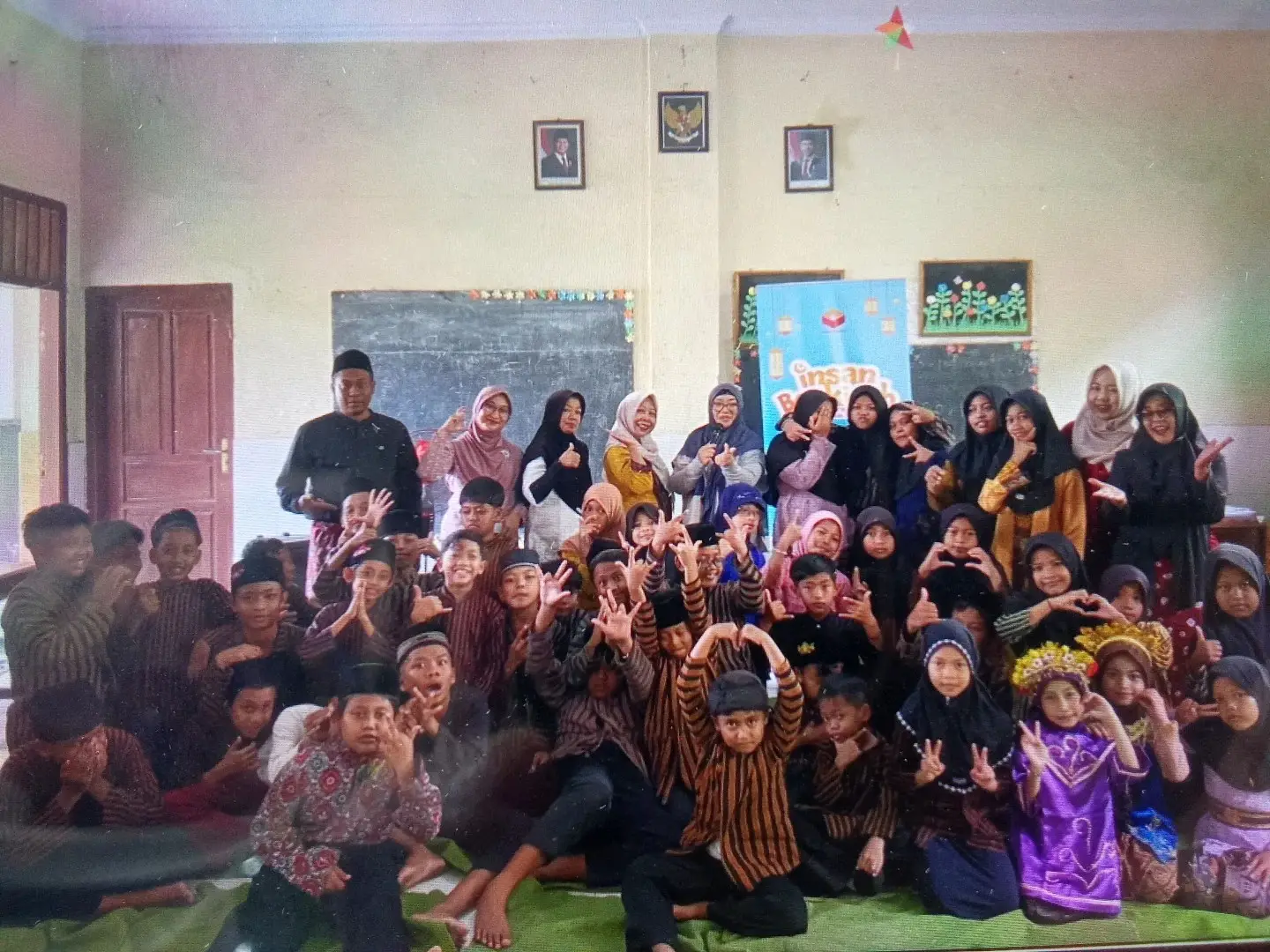 Insan Berkisah di SDN Bethek 2: Semangat Kartini Hidup Lewat Dongeng Inspiratif