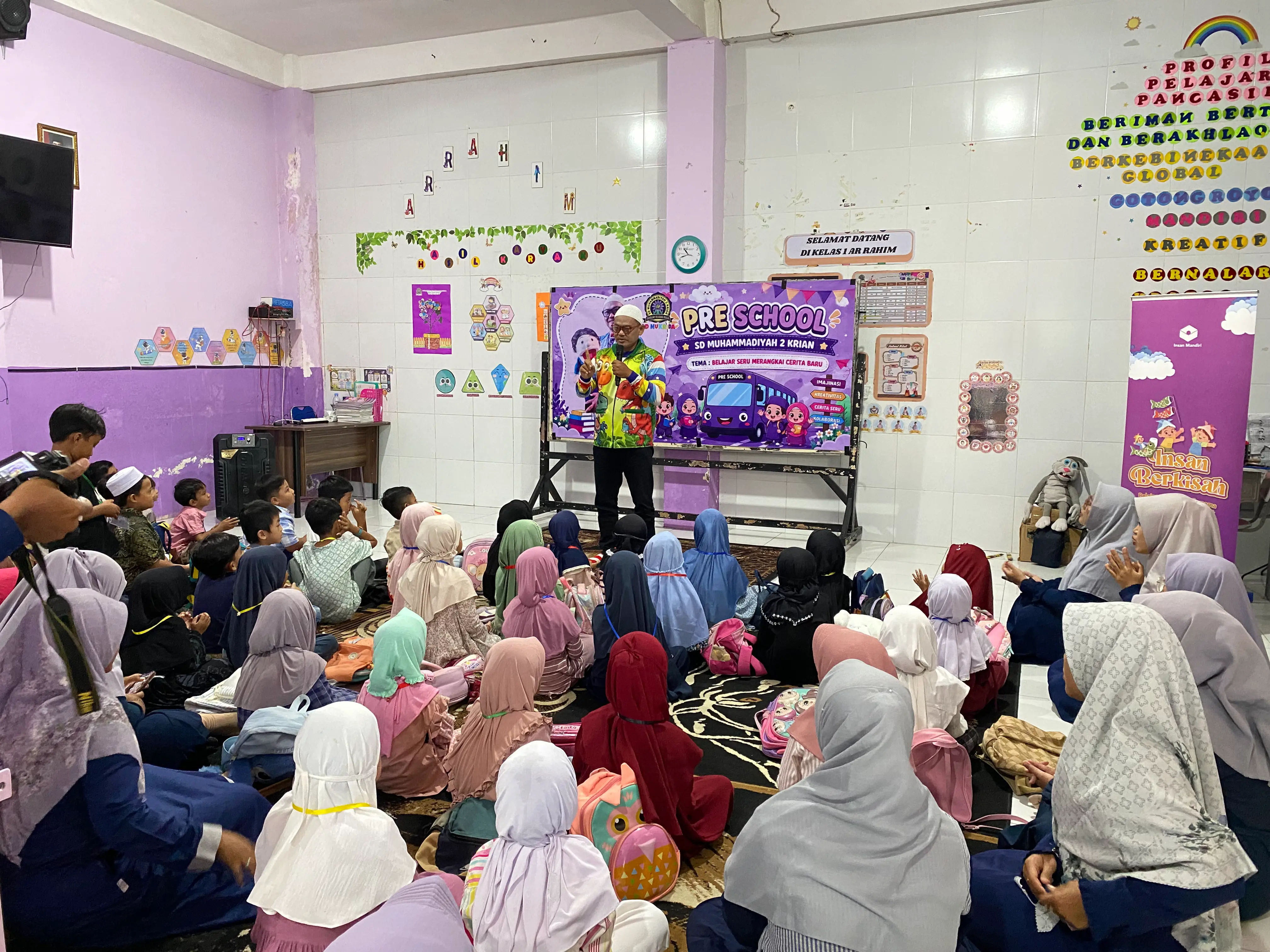 Insan Berkisah Meriahkan Pre School SD Muhammadiyah 2 Krian Sidoarjo dengan Dongeng dan Sulap Edukatif