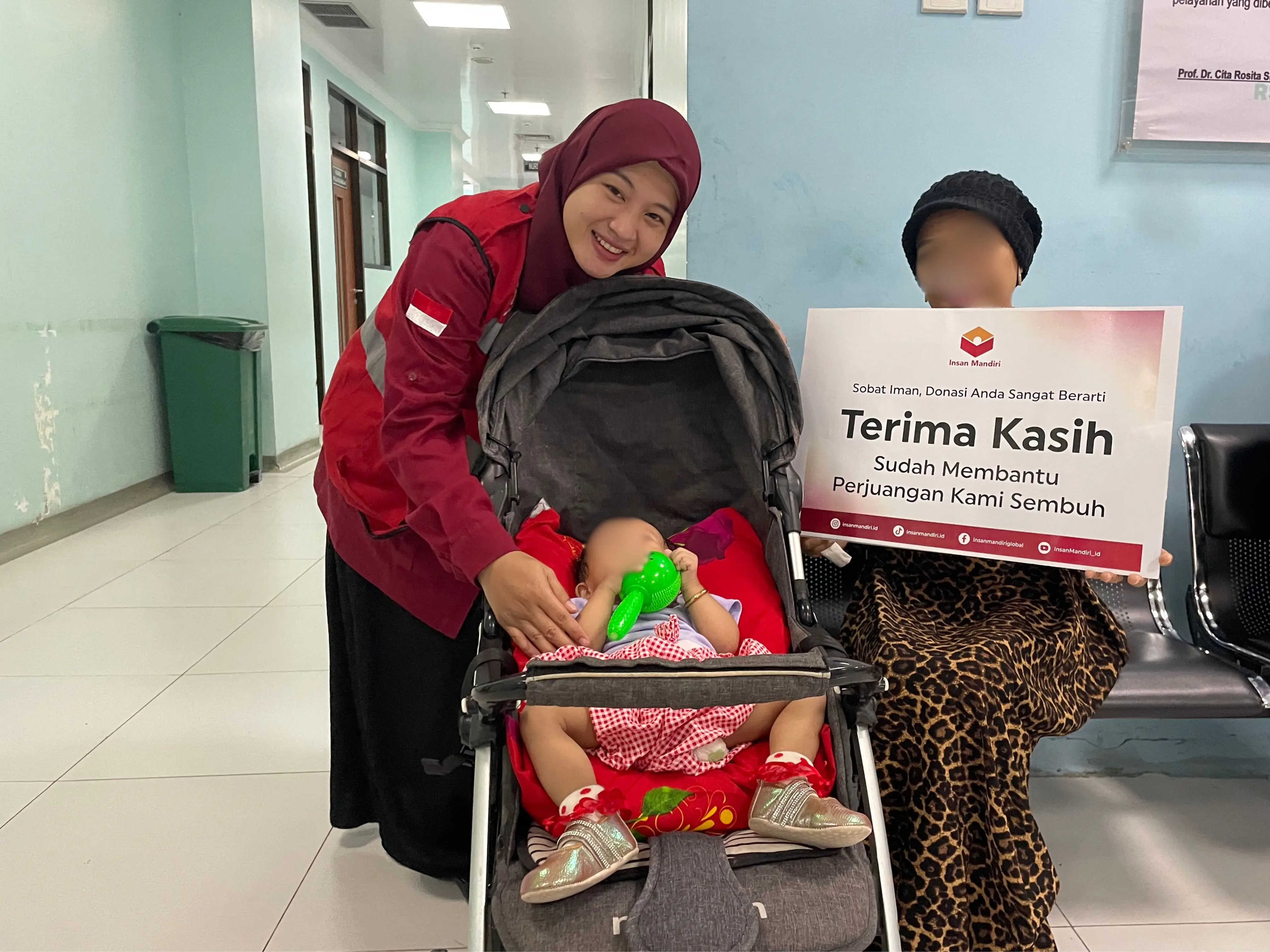 Insan Mandiri Kembali Salurkan Bantuan untuk Ibu Pejuang Kanker Stadium 4 dan Anak Pejuang Penyakit Jantung di RSUD Dr. Soetomo