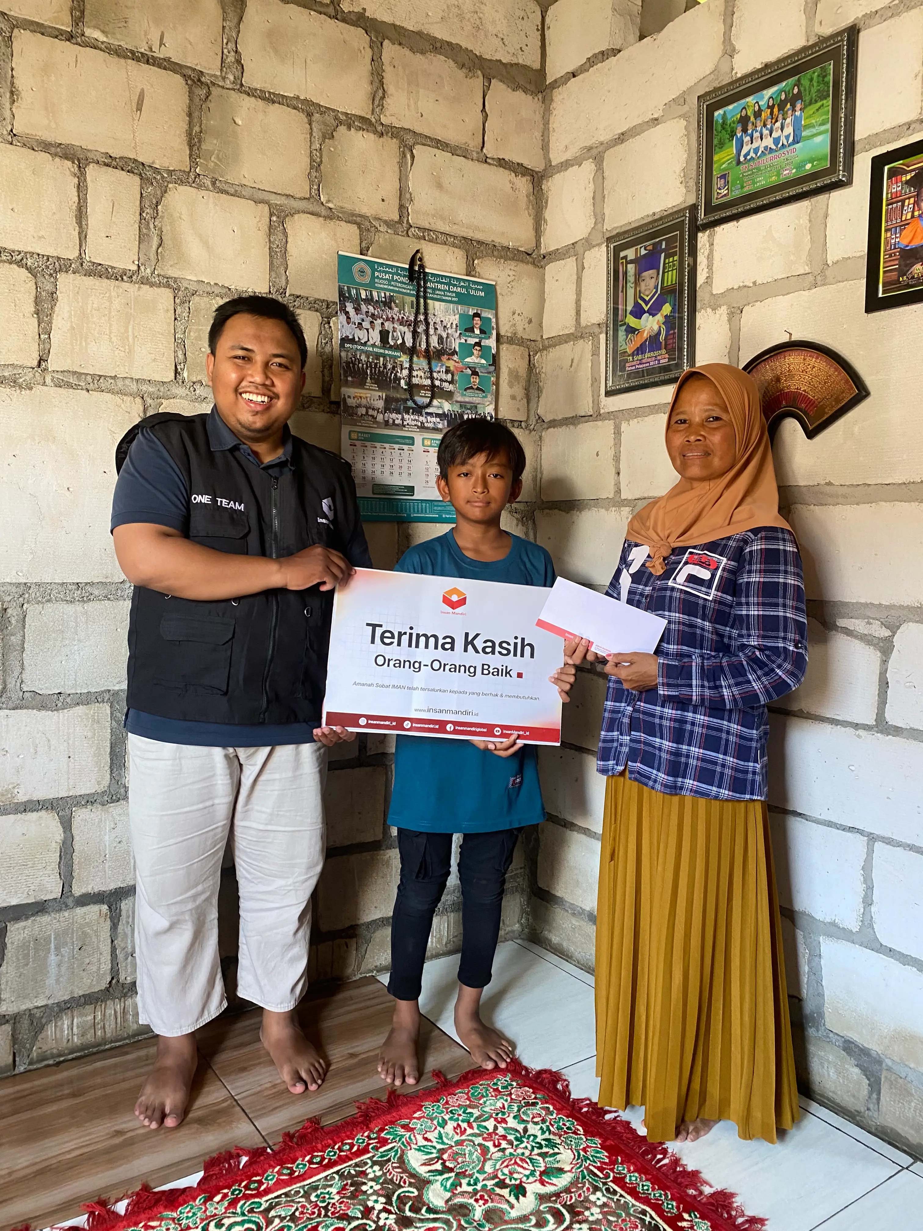 Perjuangan Adik Ibad Menggapai Cita-Cita, Insan Mandiri Salurkan Bantuan Pendidikan