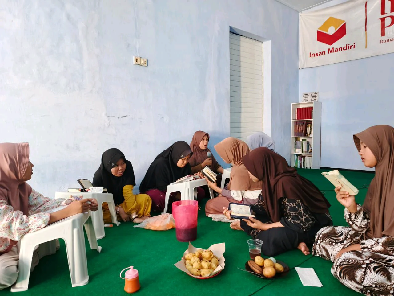 Ujian Kenaikan Juz Rumah Tahfidz Insan Mandiri Mojokerto Jaga Kualitas Hafalan Santri