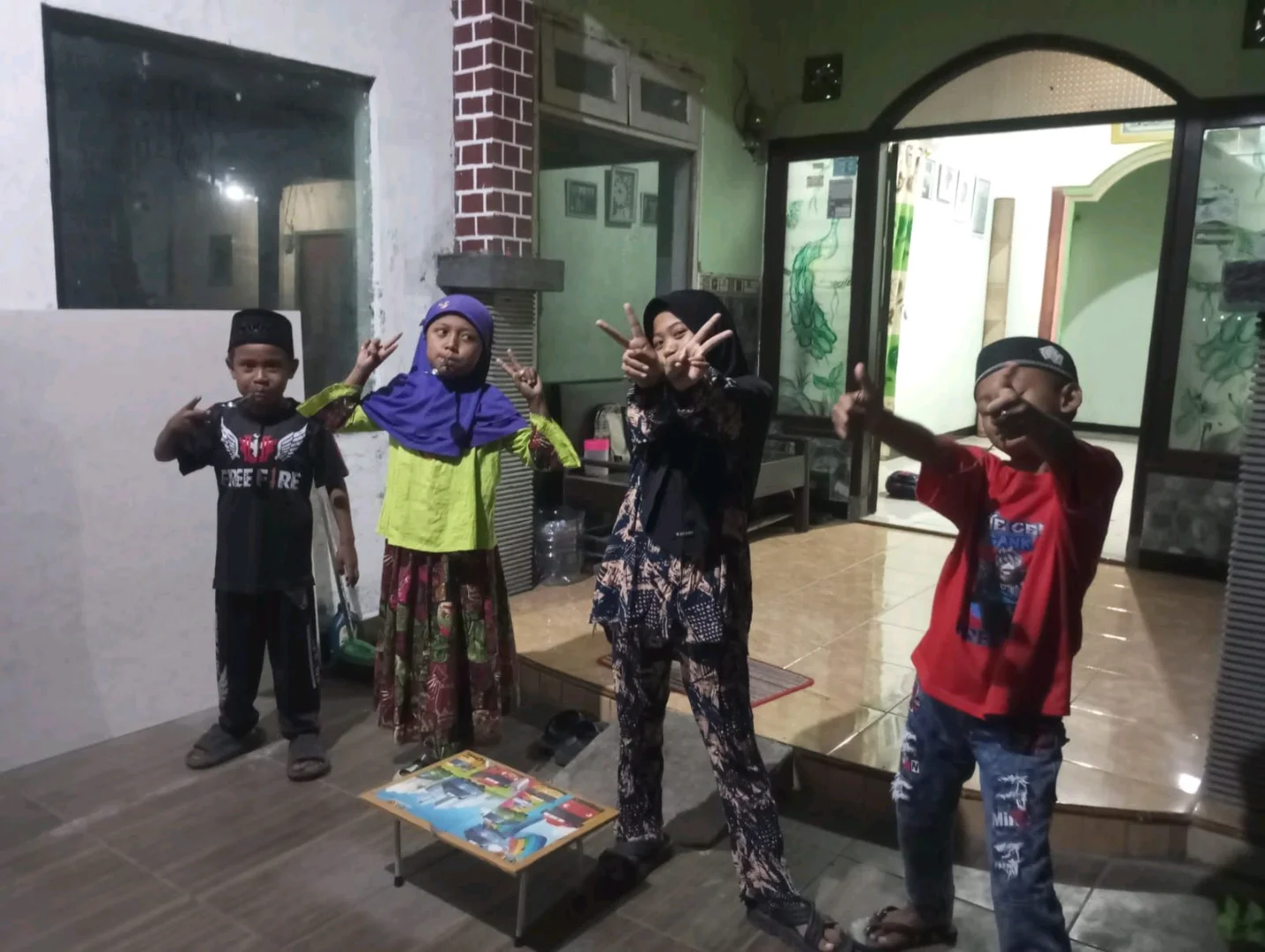 Rumah Belajar Insan Mandiri Prambon 1 Meriahkan HUT RI dengan Lomba Edukatif