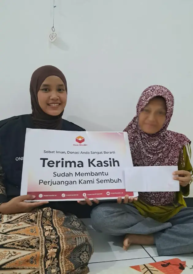 Di Tengah Lelahnya Radioterapi, Insan Mandiri Dampingi Bu Siti Tetap Berjuang Demi Putri Kecilnya