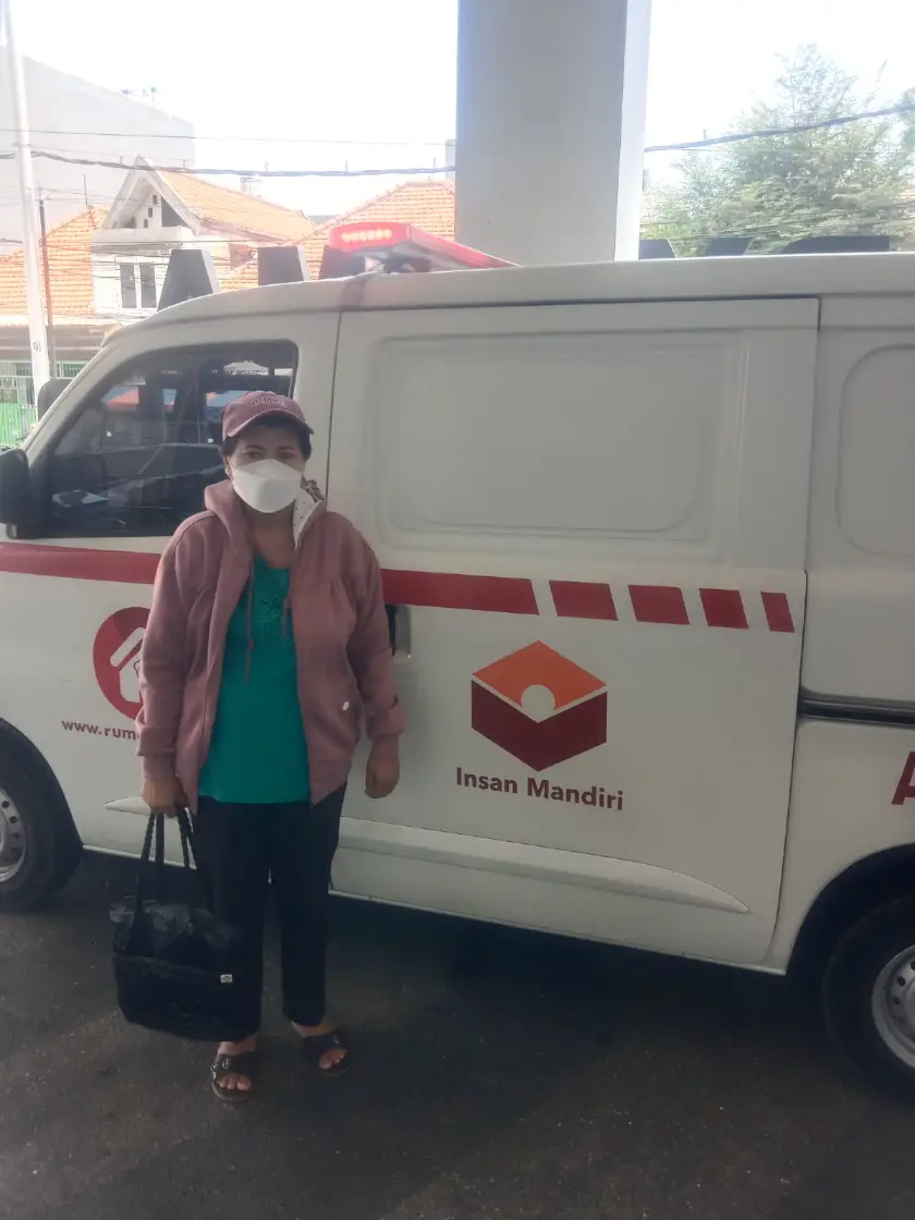 Ambulance Peduli Dampingi Perjuangan Pasien Menjalani Kontrol Kesehatan Menuju Kesembuhan