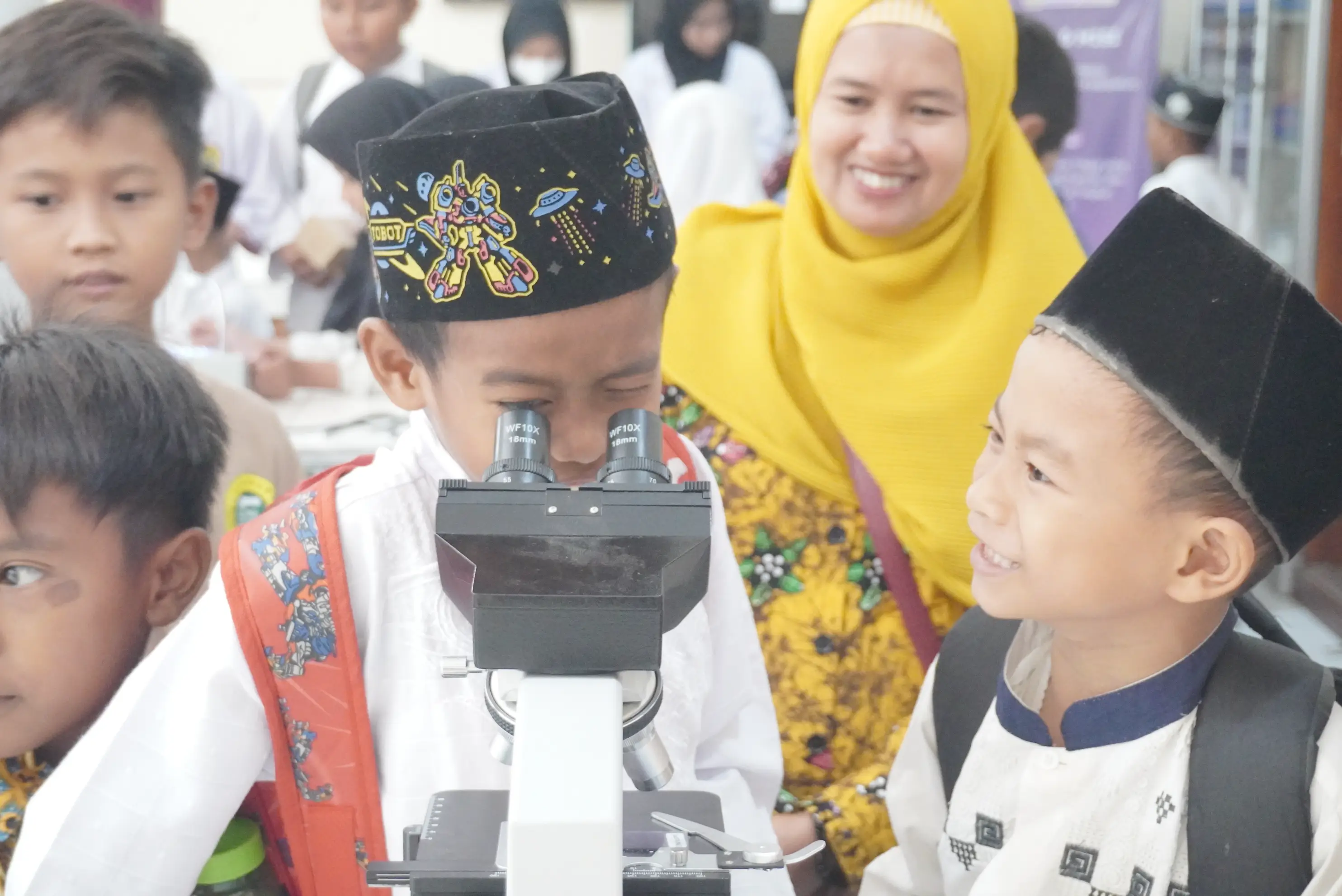 Smart Class Insan Mandiri dan SMK Mitra Sehat Mandiri Kenalkan Pola Hidup Sehat 